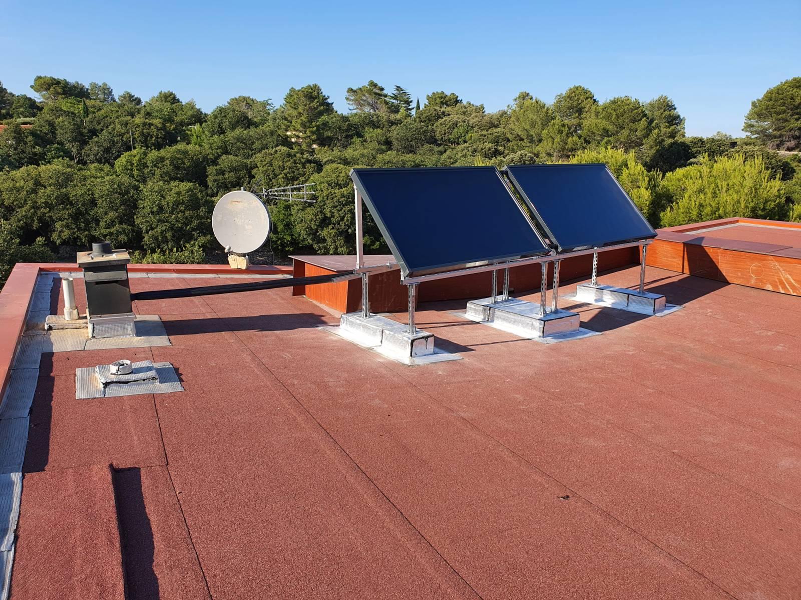 Installation de chauffe-eau solaire